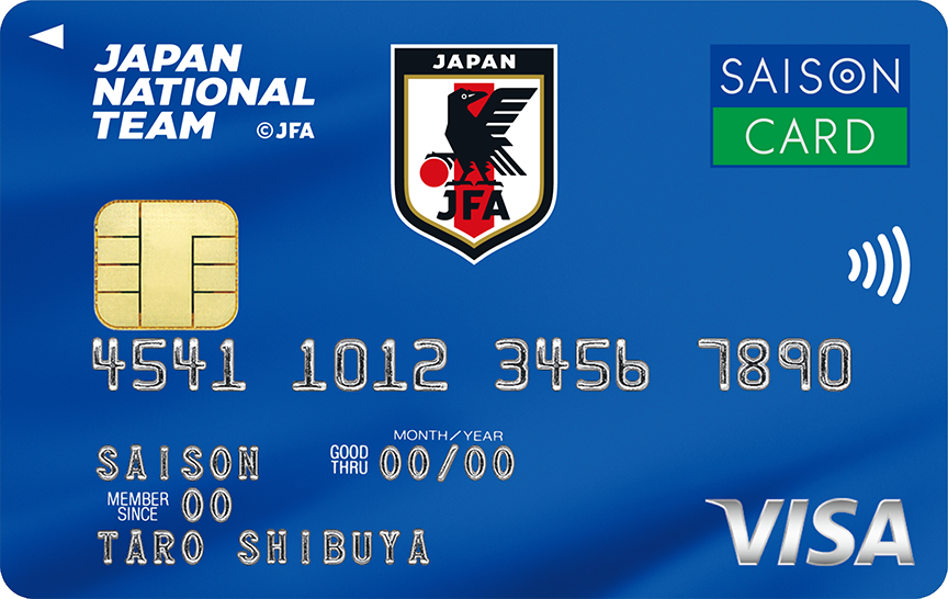 「JAPANカードセゾン」のカードデザイン。青色の背景に、左上にJAPAN NATIONAL TEAMのロゴ、中央にサッカー日本代表のエンブレムが記載されている。