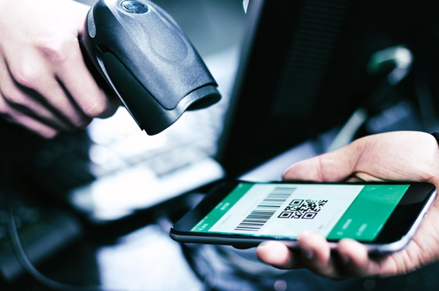 キャッシュレス決済とは?種類や利用方法、おすすめのクレジットカードも紹介