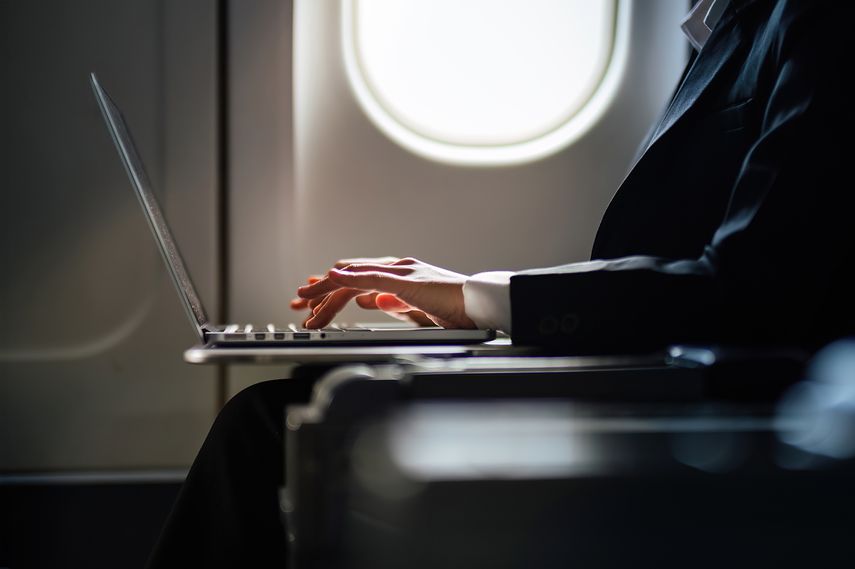 マイルを使ってビジネスクラスへアップグレードする方法