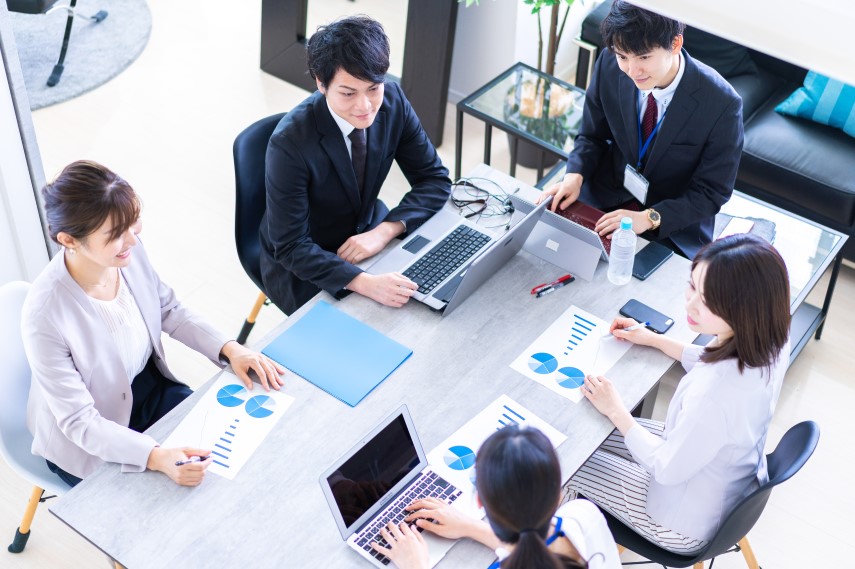 スタートアップ企業には法人カードがおすすめ!メリットや審査基準について詳しく解説