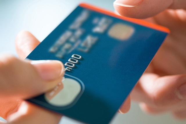 クレジットカード決済の仕組みや流れとは？メリットや支払いのフローを解説！