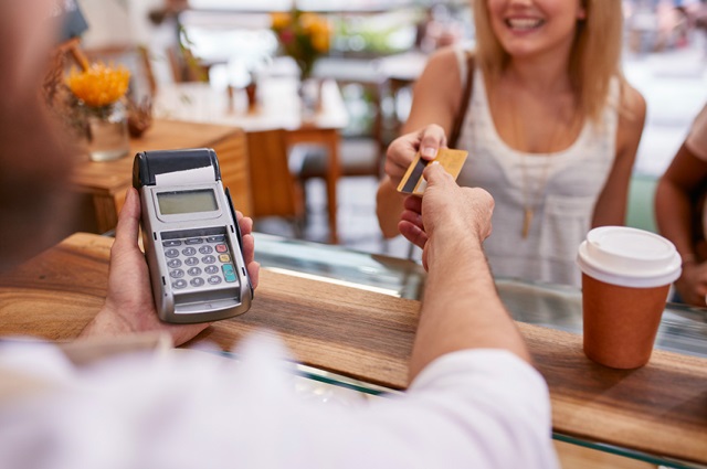 クレジットカードの2回払いについて徹底解説!手数料やおすすめシーンは?
