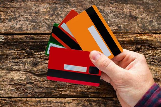 クレジットカードのベストな組み合わせは？カードの選び方やおすすめのセゾンカードをご紹介