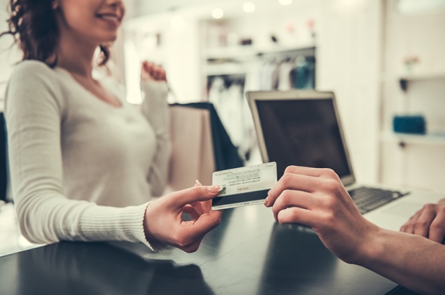 クレジットカードの優待を比較