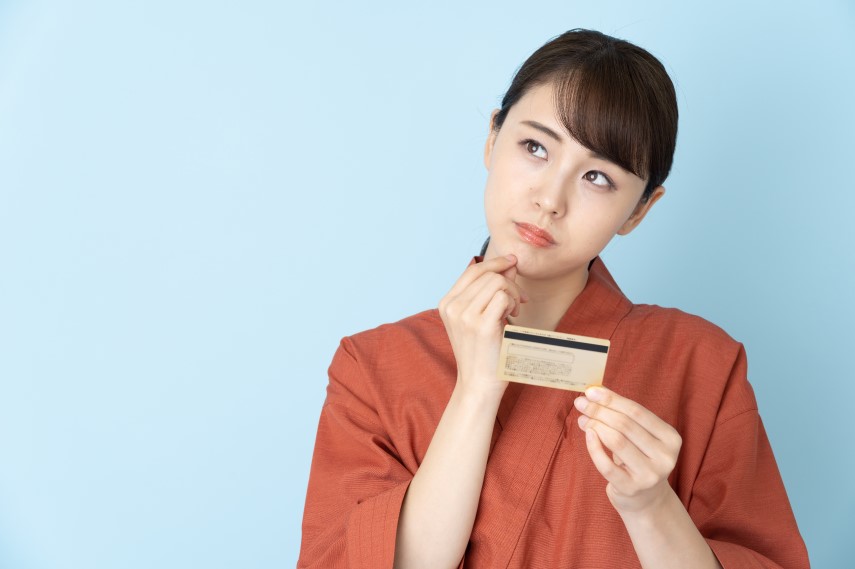 デビットカードとは?メリットやデメリットをわかりやすく解説