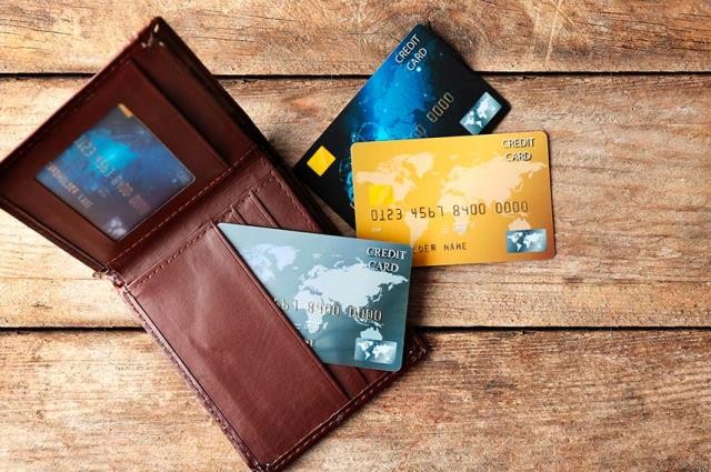 クレジットカードの複数持ちのメリットとデメリットを紹介！賢い使い分け方も解説