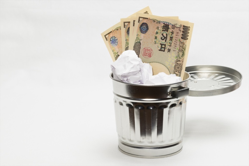 クレジットカードカードさえ持っていれば、現金を持ち歩かなくてすむ!