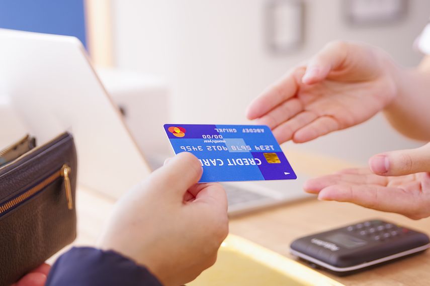 現金払いにはないクレジットカード払いのメリット4つ