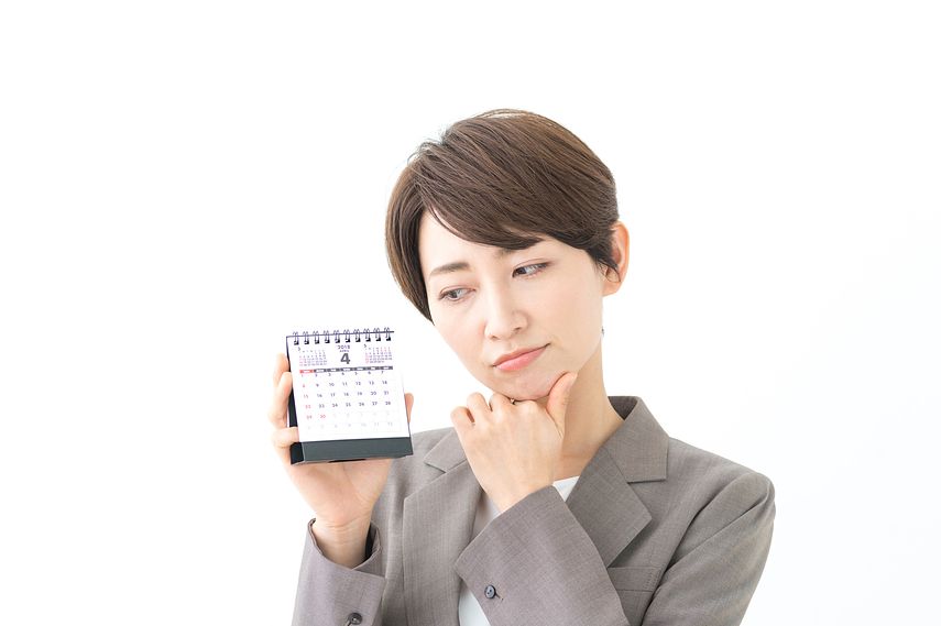 クレジットカード更新・切り替えのタイミングは？乗り換えとの違いや手続き内容も解説