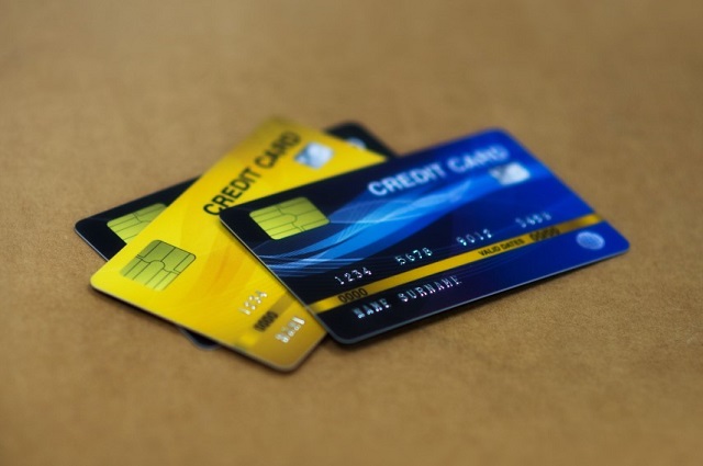 クレジットカードは2枚目選びが大切！2枚持ちのメリットと選び方も解説
