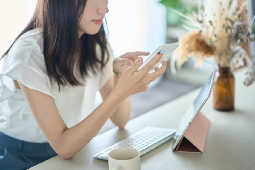 セゾンカードの審査結果メールが来ないのはなぜ?セゾンカードが届くまでの期間もを解説