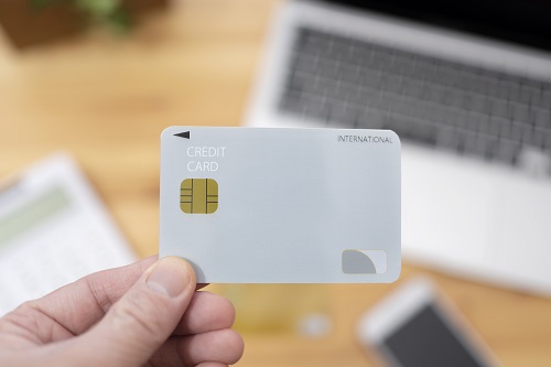 セゾンマネーカードの特徴とメリットは?