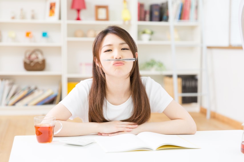 ノンバンクとは?銀行との違いをわかりやすく解説