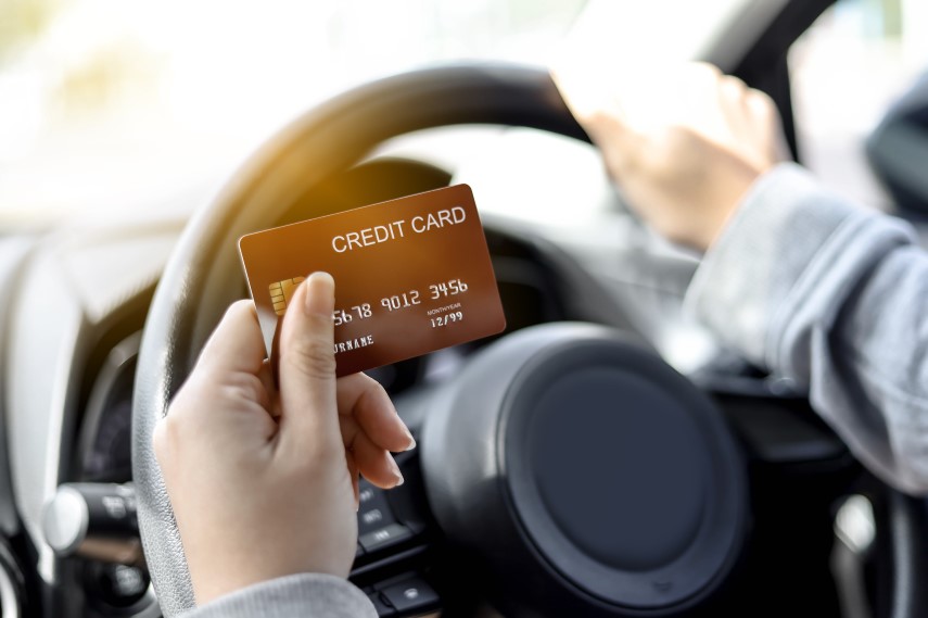 割引優待が付帯するクレジットカード