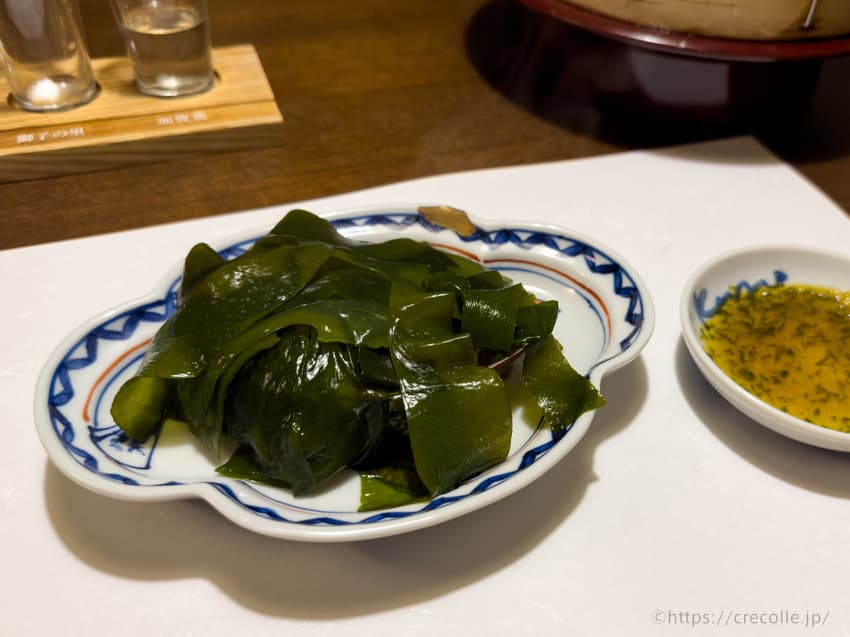 鮑の若布包み蒸し