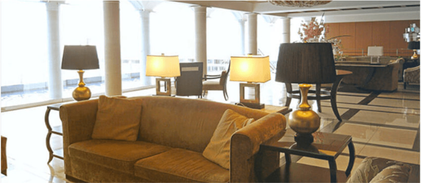 プライオリティ・パスとは？利用方法や国内・海外で使える空港、おすすめカードを紹介