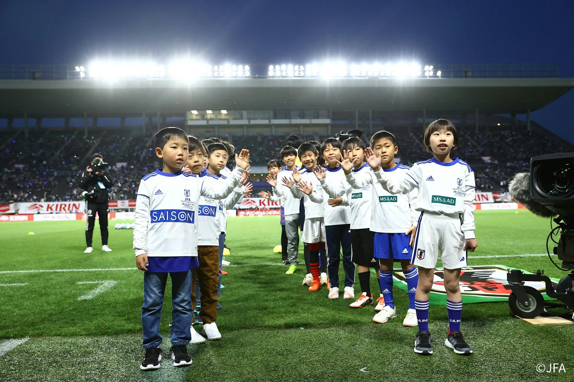 JFAユースプログラム参加者募集！サッカー日本代表「SAMURAI BLUE」と